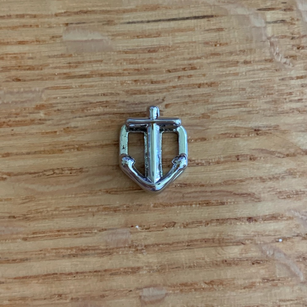 Like new! - Keep Collective - Anchor - Silver